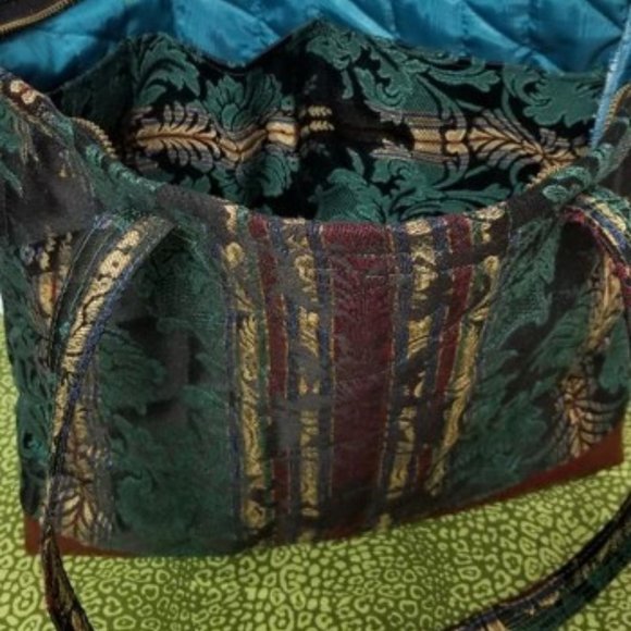 Handmade Large Red Floral Bag - Picture 5 of 5